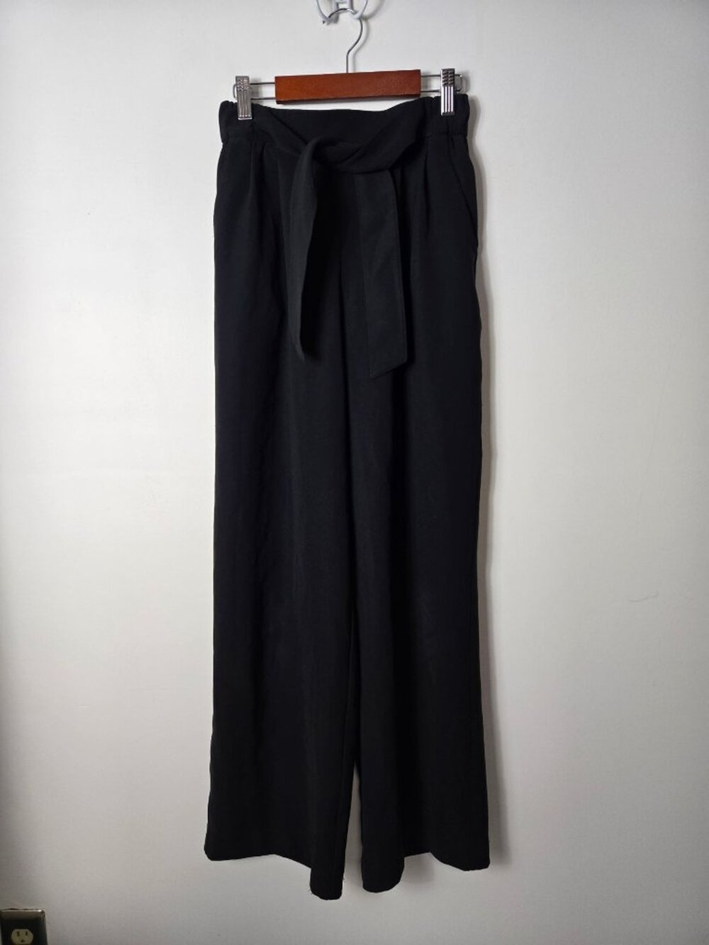 Lululemon Noir High Rise Pant Woven Black Wide Leg Belted Pants Size 4 Women's